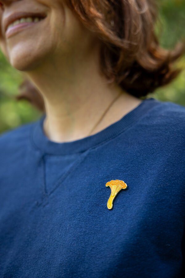 Chanterelle mushroom enamel pin by iisi Pinssi